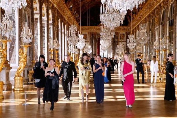 「マーテル」のメゾン300周年を祝うセレブレーションがヴェルサイユ宮殿で開かれ、300名に上るゲストが招待された。