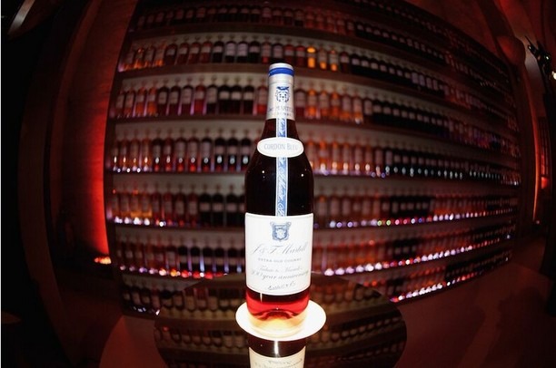 マーテルの展示会：ヴェルサイユ宮殿で開かれた「マーテル」のメゾン300周年を祝うセレブレーションにて。