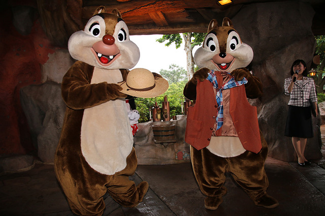 チップとデール／「ハンドウォッシングエリア」のオープニング・セレモニー