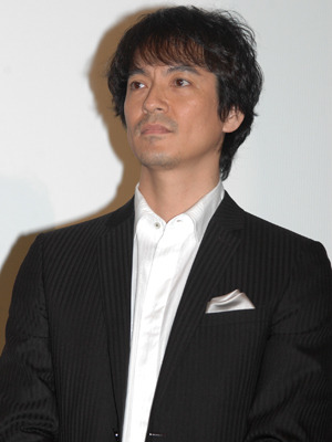 セクシー！　本領発揮の沢村一樹