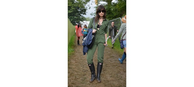 ファッションモデル、デイジー・ロー。「グラストンベリー・フェスティバル2015」にて。