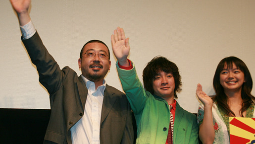 『アヒルと鴨のコインロッカー』以来、すっかり仲良しの2人