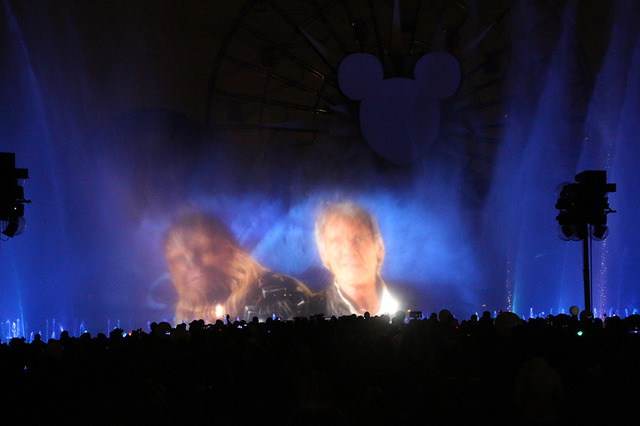 「ワールド・オブ・カラー：セレブレート！」