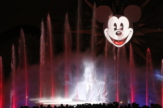 「ワールド・オブ・カラー：セレブレート！」