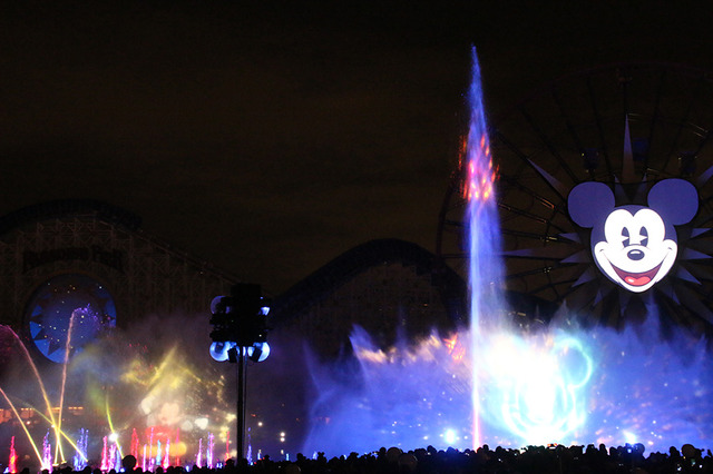 「ワールド・オブ・カラー：セレブレート！」