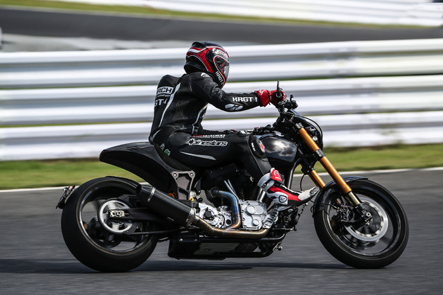 キアヌ・リーブス氏　鈴鹿8耐2015