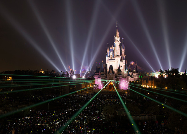 （拡大）東京ディズニーランド　ニューイヤーズ・イヴ・パスポート