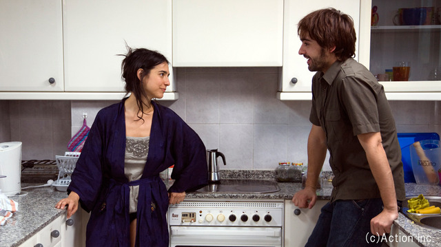 『朝食、昼食、そして夕食』 - (C) Action Inc.