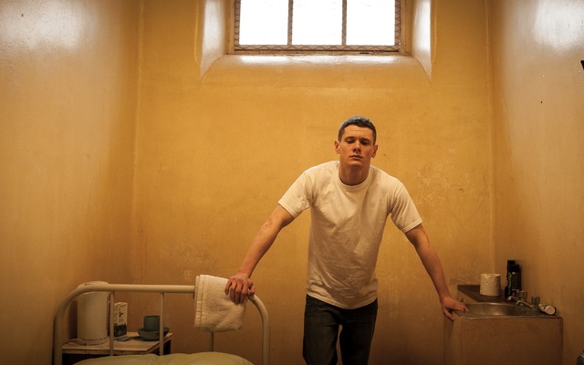 『名もなき塀の中の王』- （Ｃ）STARRED UP FILMS LIMITED AND CHANNEL FOUR TELEVISION CORPORATION 2013