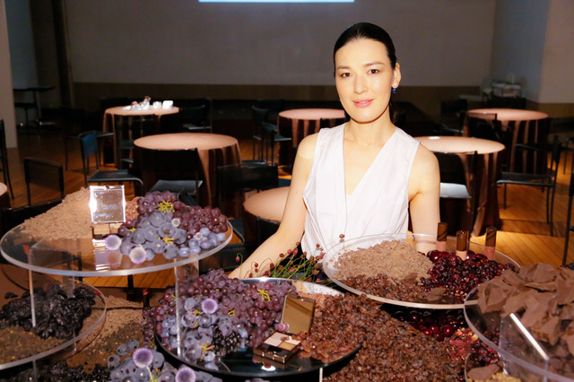 ルナソル　セレクション・ドゥ・ショコラアイズ（カネボウ化粧品）