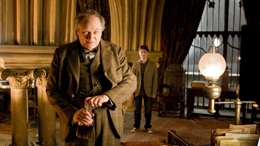 『ハリー・ポッターと謎のプリンス』 -(C) 2008 Warner Bros. Ent. Harry Potter Publishing Rights (C) J.K.R. Harry Potter characters, names and related indicia are trademarks of and (C) Warner Bros. Ent.  All Rights Reserved.