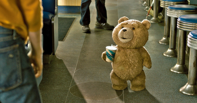 『テッド2』　-(C) Universal Pictures and Media Rights Capital