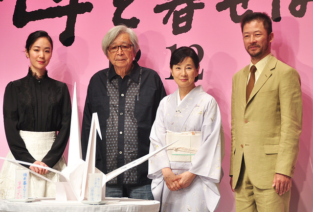 黒木華、山田洋次監督、吉永小百合、浅野忠信／『母と暮せば』クランクアップ報告会見