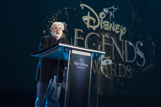 「D23EXPO 2015」に登場したジョージ・ルーカス／(C)2015Lucasfilm Ltd. & TM. All Rights Reserved