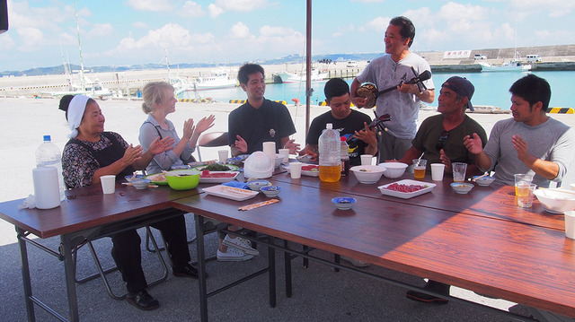 「あの歌に出会いたい～シャーロットの沖縄　歌探しの旅～」- (C) NHK