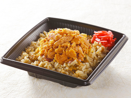 ヤマヨ斉藤漁業『特製手造りうにごはん』