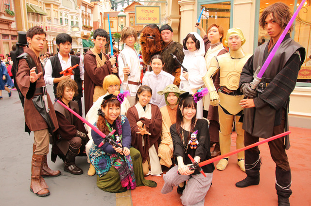 東京ディズニーランドスペシャルイベント「ディズニー・ハロウィーン」開催初日 - (C) Disney