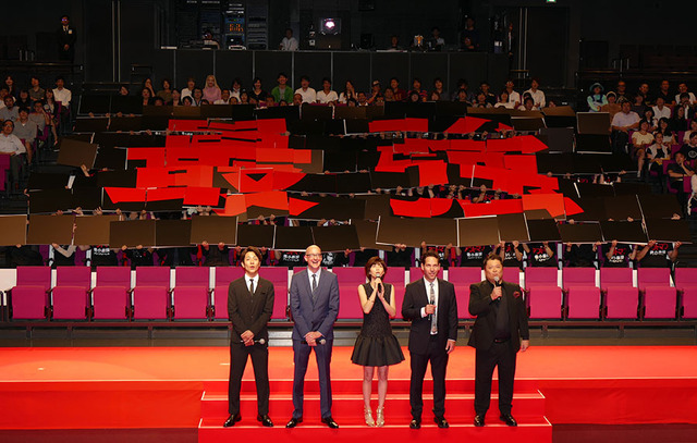 溝端淳平、ペイトン・リード監督、内田有紀、ポール・ラッド、小杉竜一（ブラックマヨネーズ）／『アントマン』ジャパンプレミア