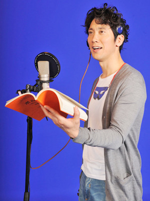 トラヴォルタに負けない？　-(C) Disney Enterprises, Inc. All rights reserved.