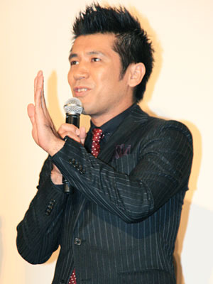 握手拒否をされてしまったゴリさん