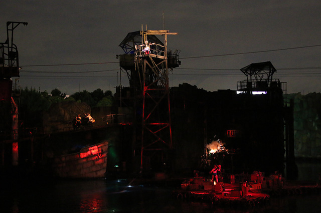 「ワンピース・プレミアショー」