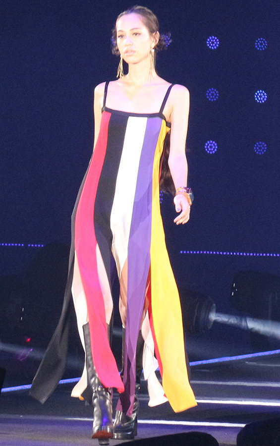 水原希子「第21回 東京ガールズコレクション 2015 AUTUMN/WINTER」開幕-(C)TOKYO GIRLS COLLECTION　2015 A／W