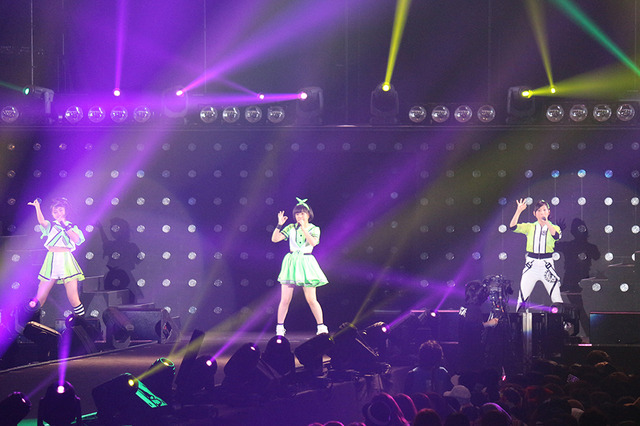 「Dream5」第21回 東京ガールズコレクション 2015 AUTUMN/WINTER-(C)TOKYO GIRLS COLLECTION　2015 A／W