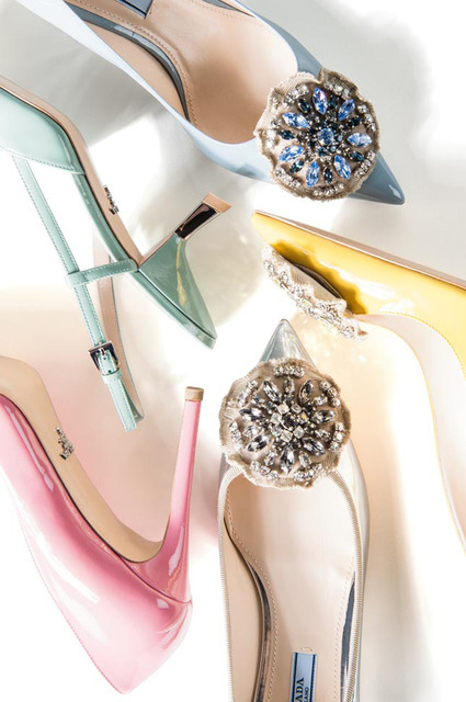 プラダが伊勢丹新宿店本館と阪急うめだ本店にポップアップショップをオープン