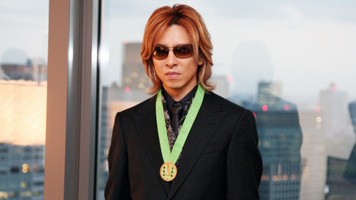 シャンパーニュ騎士団のシュヴァリエに叙任されたYOSHIKI