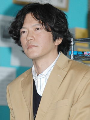 役柄は人格者だが、その実体は…？