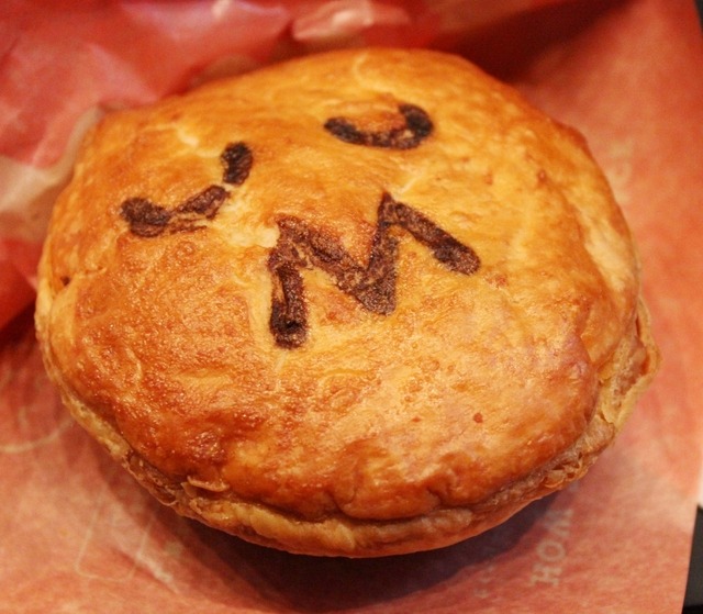 惣菜パイ（クラシックミンスビーフ）