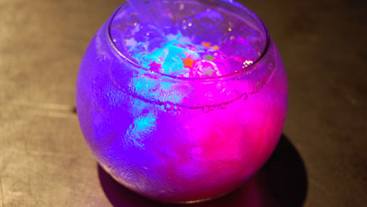 『アルマズ・プロジェクト』特製カクテル