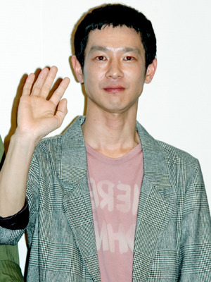 短髪姿に会場からどよめきが…