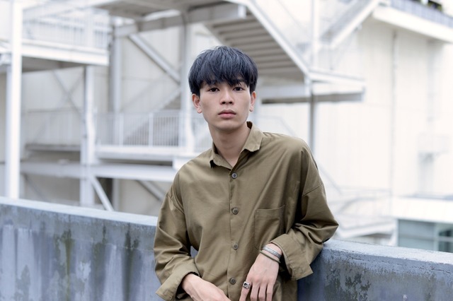 “ペット系男子”岩井拳士朗