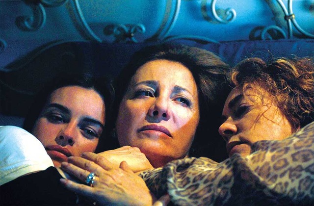 『カプチーノはお熱いうちに』-(C)2013 All rights reserved R&C Produzioni Srl - Faros Film