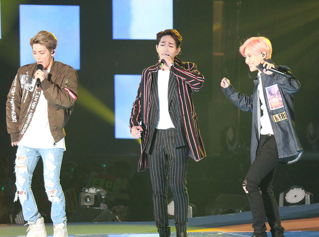 SHINee - (C) GIrlsAward 2015 AUTUMN／WINTER