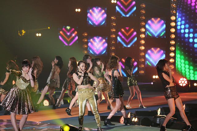 E-girls - (C) GIrlsAward 2015 AUTUMN／WINTER