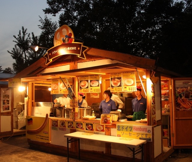 「フード＆ワインブース」の様子