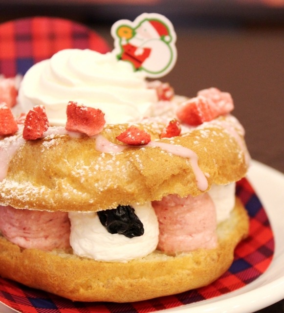 ミスド、サクっと食感とボリューミーなホイップクリームで“華やかなクリスマス感”を演出！