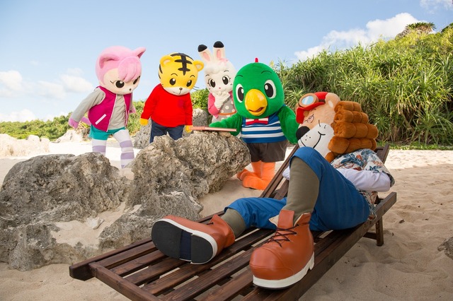 『しまじろうと　えほんのくに』(C)Benesse Corporation2016