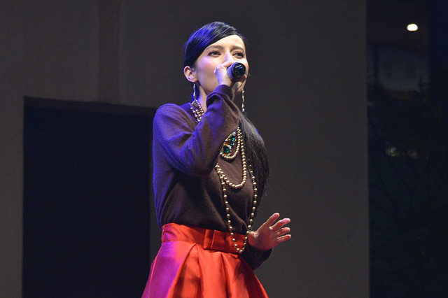 ベッキー／東京ドームシティ「ウィンターイルミネーション」オープニング点灯式