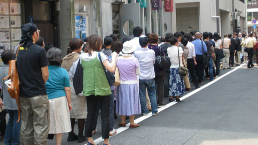 『精神』初回上映前の様子