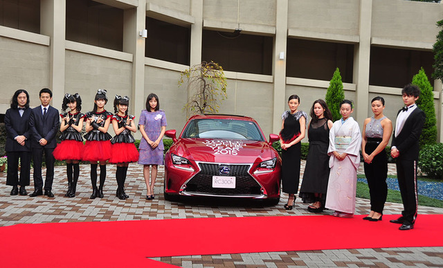 「VOGUE JAPAN Women of the Year 2015」レッドカーペット