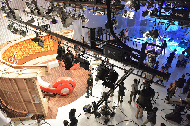 『あやしい彼女』撮影現場の様子 (C) 2016「あやカノ」製作委員会　(C) 2014 CJ E&M CORPORATION