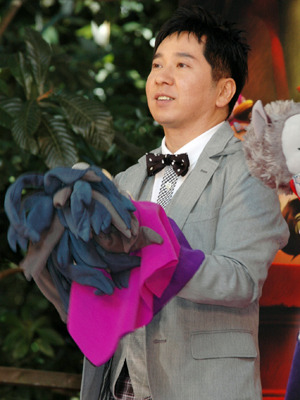 太田さんにツッコミを入れつつ、自身が演じた悪役について熱く語った