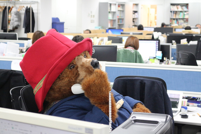 シネマカフェ編集部に訪問したパディントン