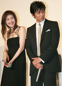 『アマルフィ 女神の報酬』　織田裕二、天海祐希