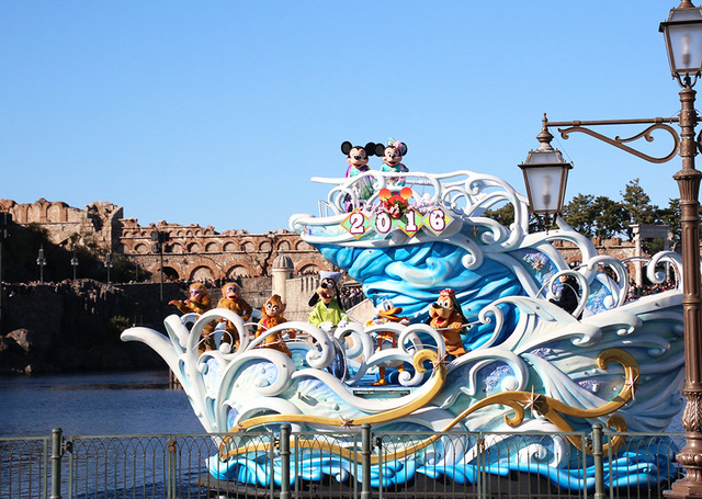 シーの「ニューイヤーズ・グリーティング」