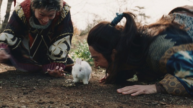 au「三太郎シリーズ」新CM「みんながみんな英雄」篇