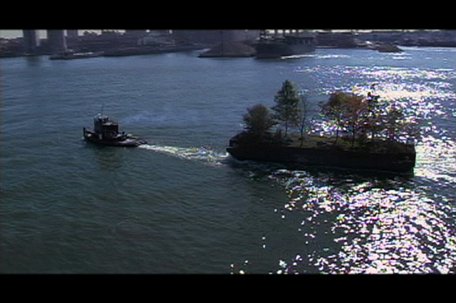 ロバート・スミッソン《マンハッタン島を周遊する浮島》2005